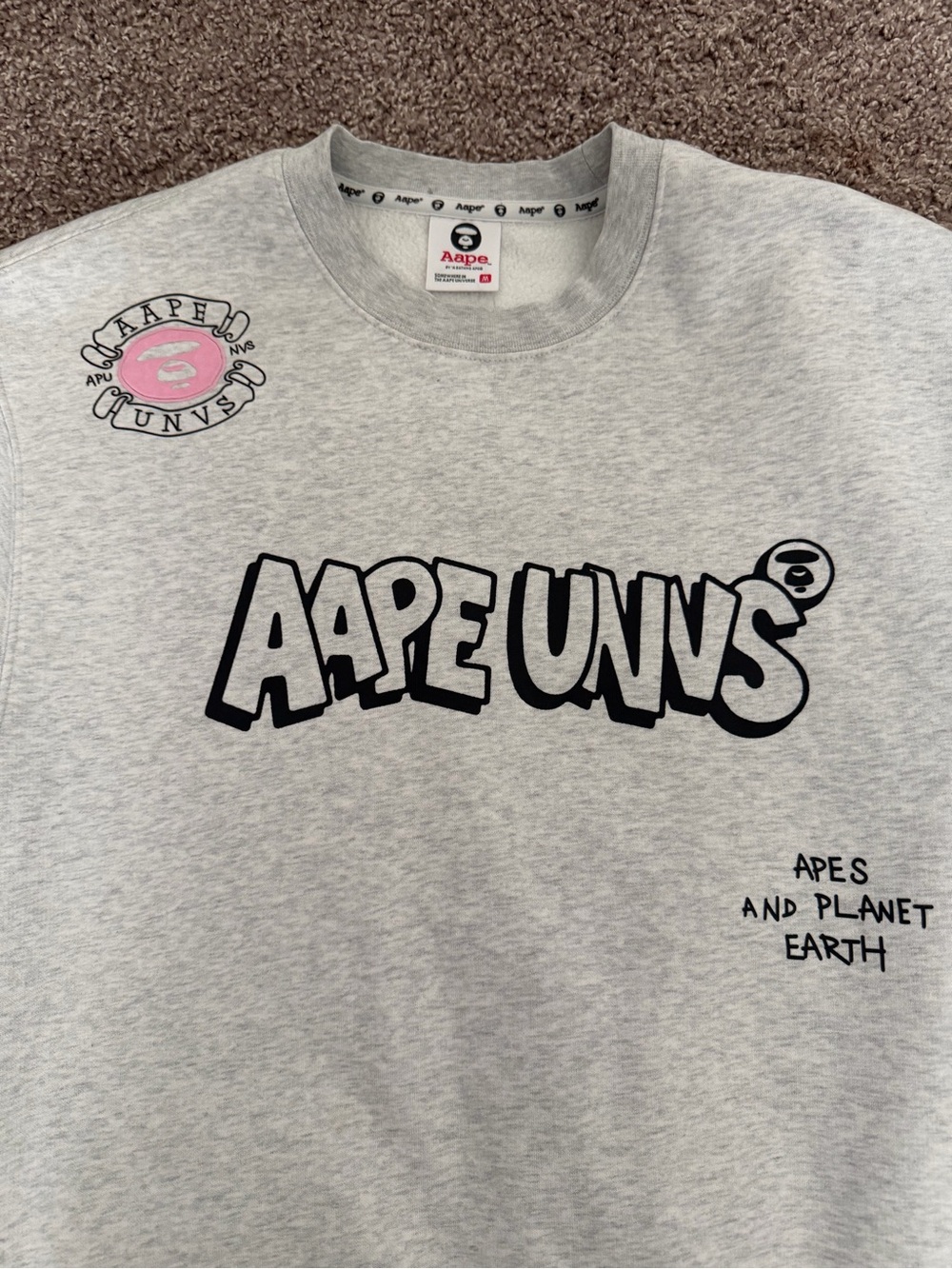 Gray Graphic Crewneck Sweatshirt